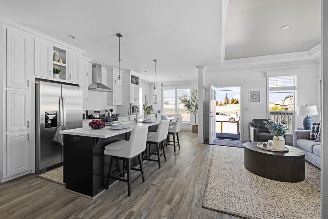 Humboldt bay - 52 x 23'4" kitchen home features