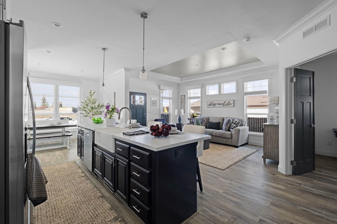 Humboldt bay - 52 x 23'4" kitchen home features