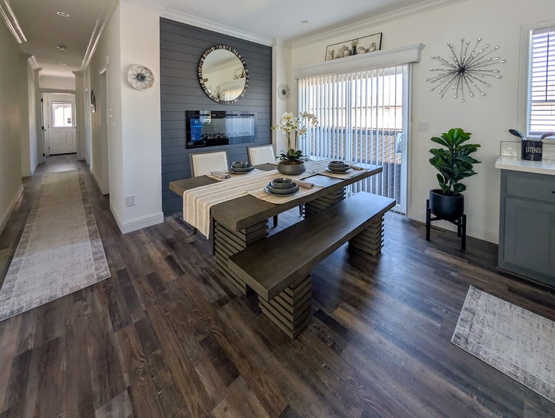 Orchid 56 interior home features