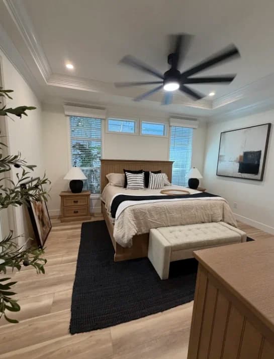Roberto bedroom home features