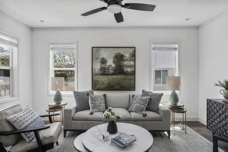 Humboldt bay interior home features