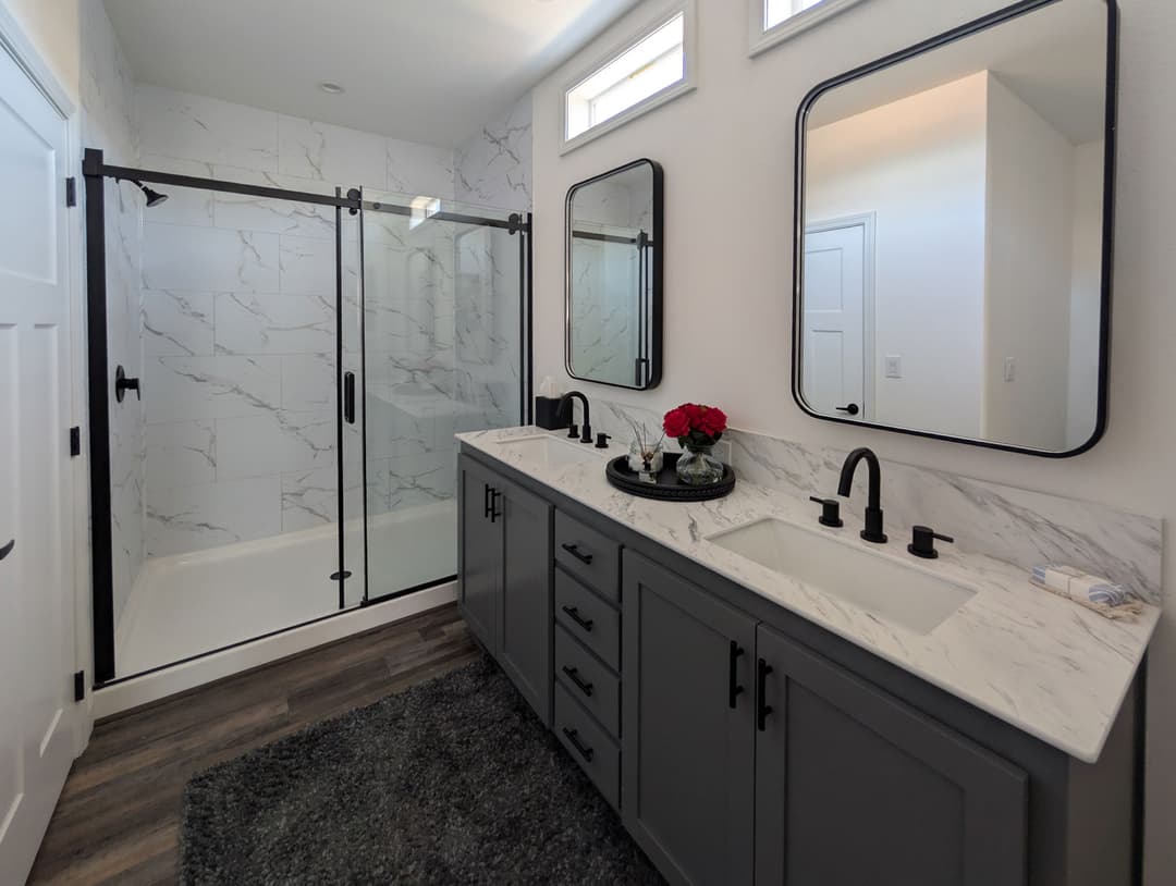 Orchid 64 bathroom home features