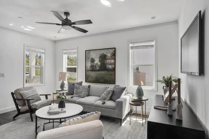 Humboldt bay interior home features