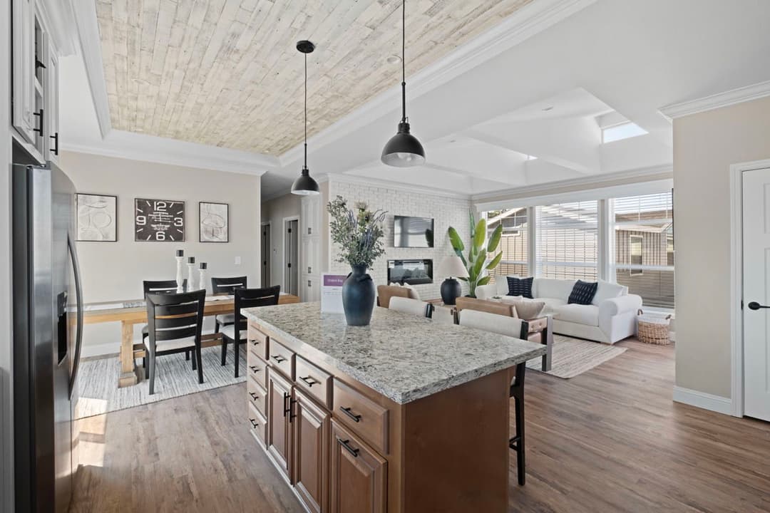 Drakes bay kitchen home features