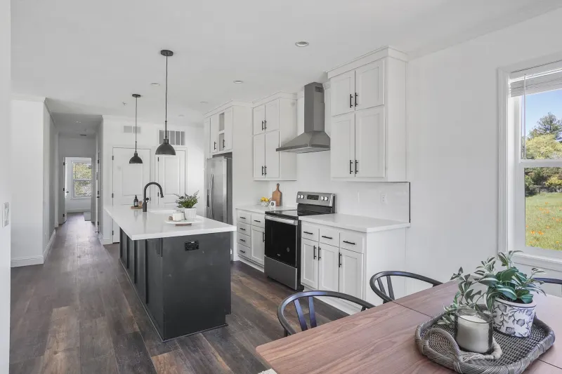 Humboldt bay interior home features