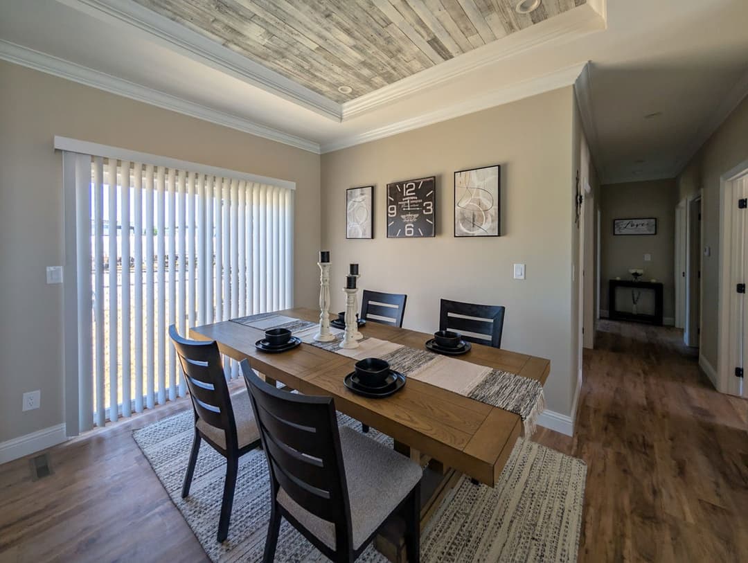 Drakes bay interior home features