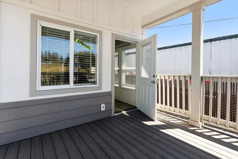 Ath-06dl exterior home features