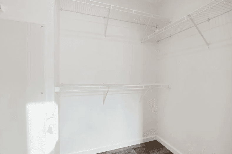 Gs 9921 av interior home features